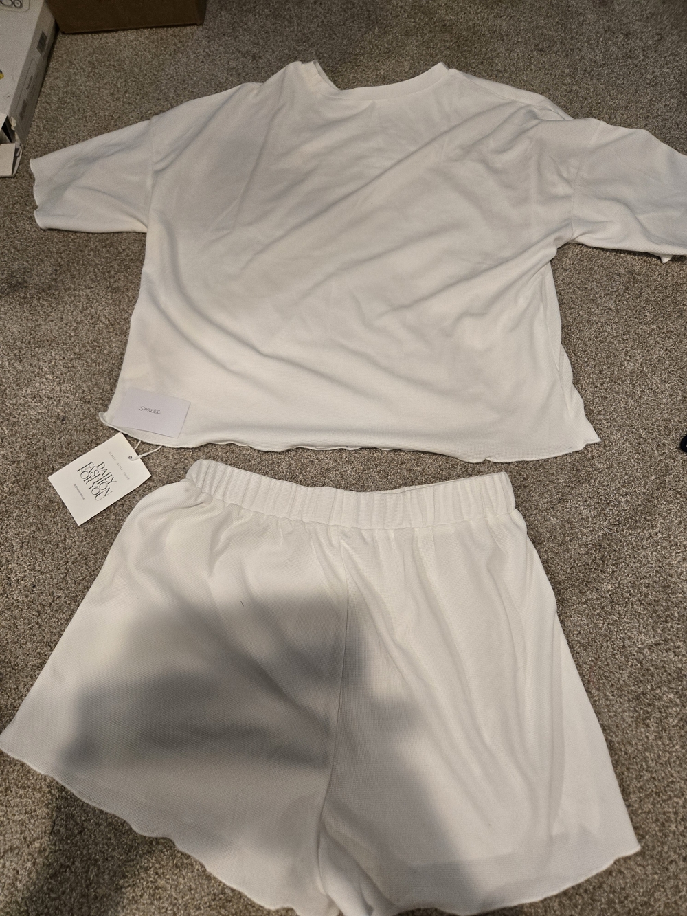 Vogue White Relaxed Elastic-Waist Shorts Set